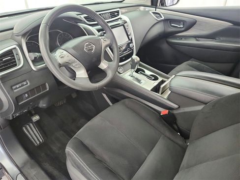 Used 2016 Nissan Murano SV w/ Premium Package image 9
