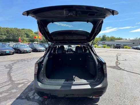 Used 2025 Nissan Kicks SR w/ SR Premium Package AWD/4WD image 20