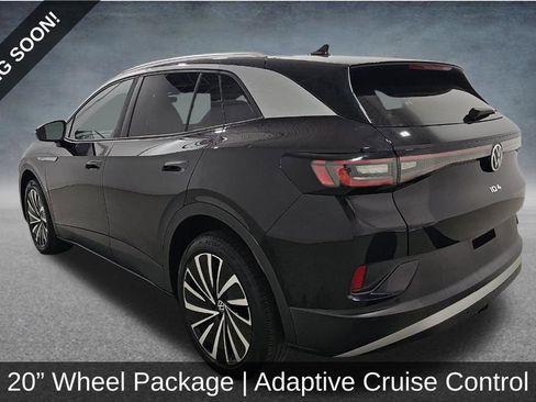 Used 2023 Volkswagen ID.4 Pro S Plus image 3