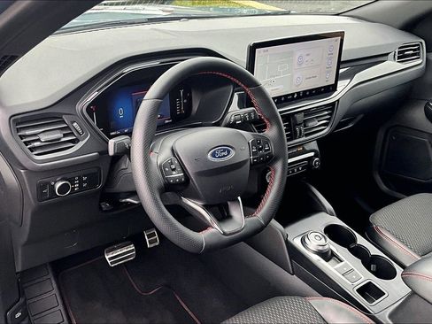 Used 2023 Ford Escape ST-Line w/ Tech Pack #1 image 11