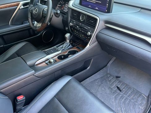 Certified 2022 Lexus RX 350L Premium w/ Premium Package AWD/4WD image 20