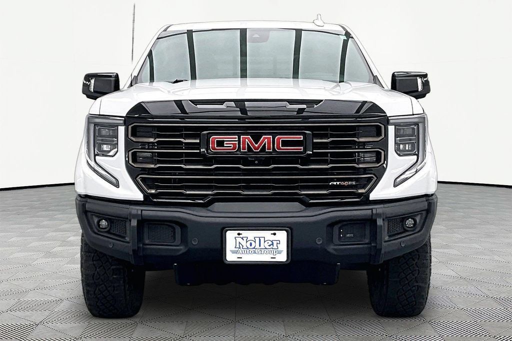 Used 2023 GMC Sierra 1500 AT4X w/ AT4X AEV Edition AWD/4WD image 3