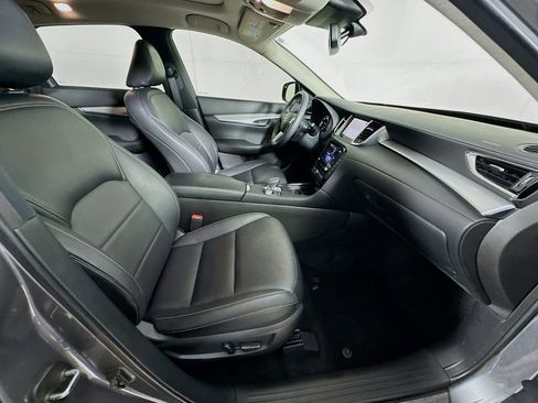 Certified 2020 INFINITI QX50 Luxe w/ Navigation Package image 37