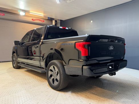 Used 2025 Ford F150 Lightning Flash AWD/4WD image 3
