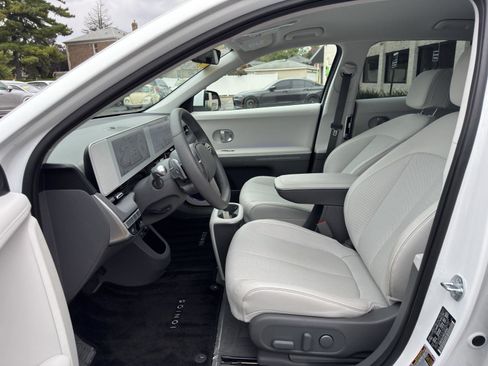 Used 2023 Hyundai Ioniq 5 SEL image 25