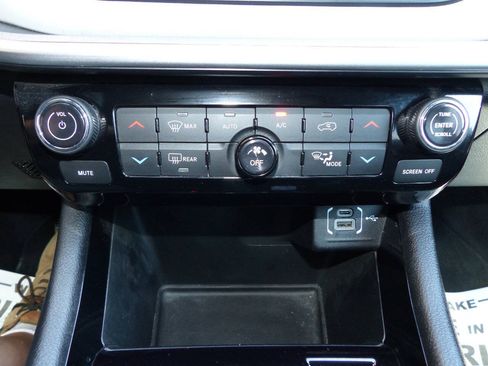 Used 2024 Jeep Compass Limited AWD/4WD image 52