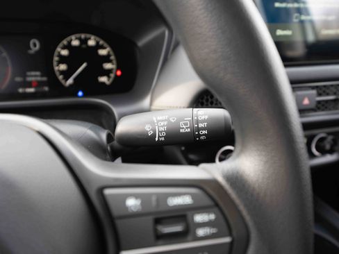 New 2026 Honda HR-V LX image 14