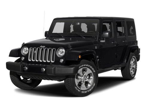 Used 2017 Jeep Wrangler Unlimited Sahara w/ Dual Top Group AWD/4WD image 4