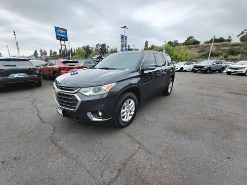 Used 2021 Chevrolet Traverse LT FWD image 4
