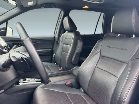 Certified 2022 Honda Pilot Black Edition image 23