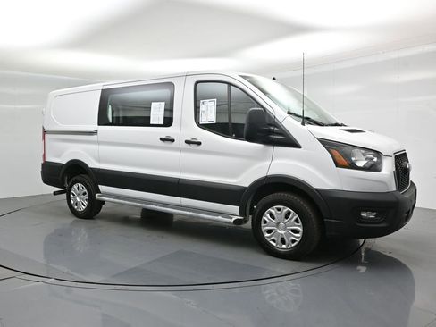 Certified 2023 Ford Transit 250 Low Roof image 19