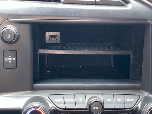 Used 2016 Chevrolet Corvette Stingray 2LT image 38