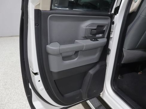 Used 2017 RAM 1500 Big Horn AWD/4WD image 19