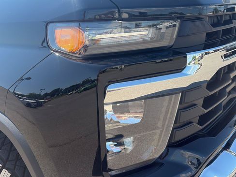 Used 2024 Chevrolet Silverado 2500 LT w/ All Star Edition AWD/4WD image 40