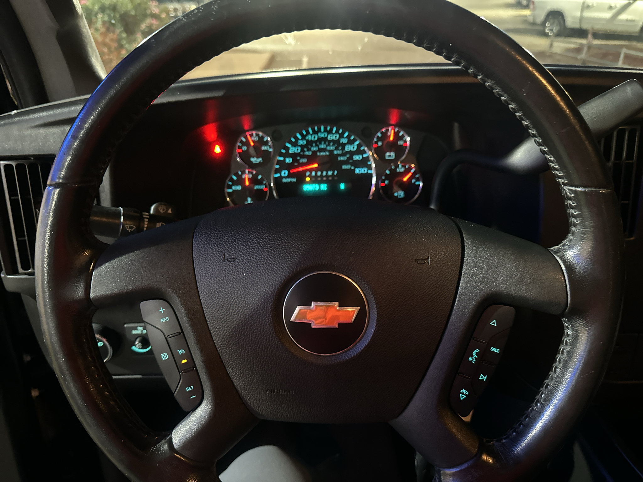 Used 2020 Chevrolet Express 3500 LT w/ LT Preferred Equipment Group RWD image 19