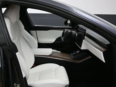 Used 2022 Tesla Model S AWD/4WD image 40