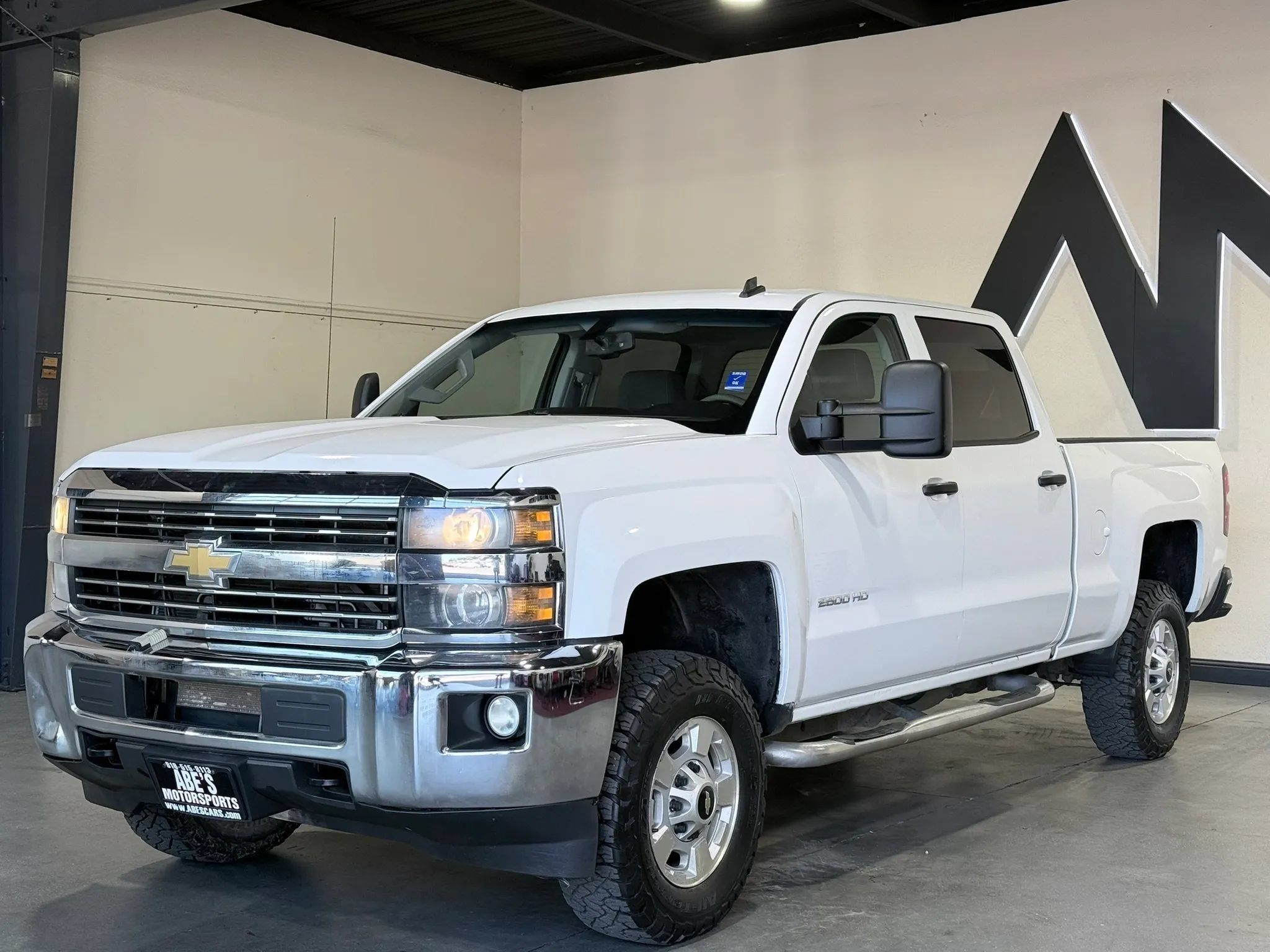 Used 2015 Chevrolet Silverado 2500 LT w/ LT Convenience Package AWD/4WD image 1