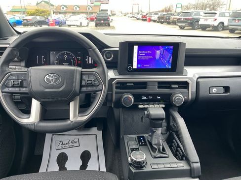 Used 2025 Toyota 4Runner SR5 image 16