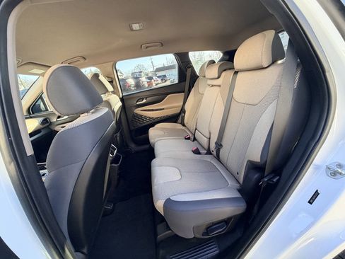 Used 2019 Hyundai Santa Fe SE FWD image 25