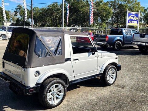Used 1987 Suzuki Samurai 4WD Soft Top image 8