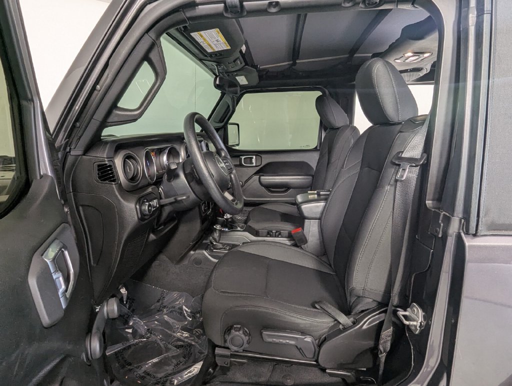 Used 2022 Jeep Wrangler Sport AWD/4WD image 12