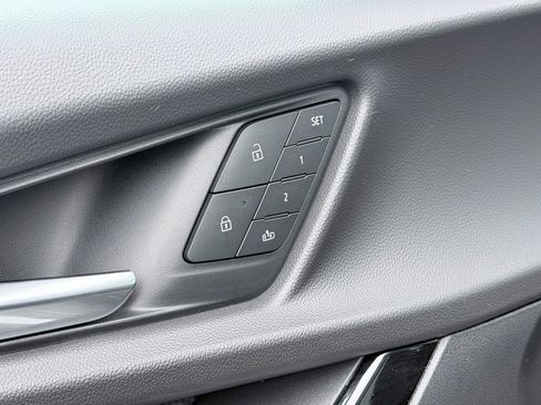 New 2026 Chevrolet Equinox RS w/ Convenience Package III FWD image 35