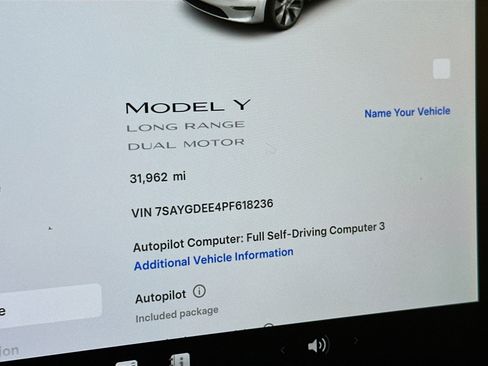 Used 2023 Tesla Model Y Long Range image 19