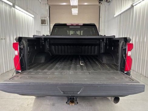 Used 2020 Chevrolet Silverado 2500 High Country w/ Z71 Off-Road Package image 16