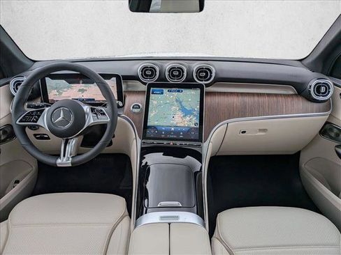 New 2026 Mercedes-Benz GLC 300 4MATIC image 18