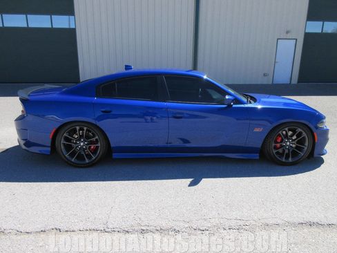 Used 2021 Dodge Charger Scat Pack RWD image 7