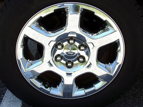 Used 2013 Ford F150 Lariat w/ Luxury Equipment Group image 21