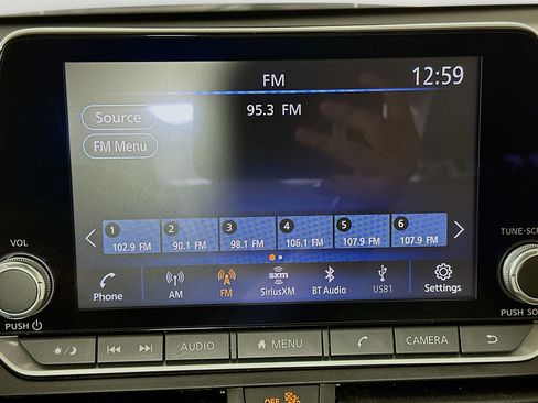 Used 2024 Nissan Altima 2.5 SV image 19