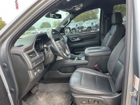 Used 2022 Chevrolet Tahoe Z71 w/ Luxury Package image 17