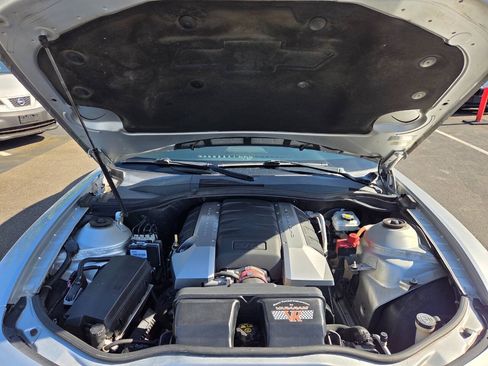 Used 2010 Chevrolet Camaro SS RWD image 21