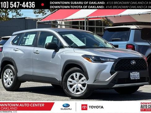 Used 2025 Toyota Corolla Cross L FWD image 1