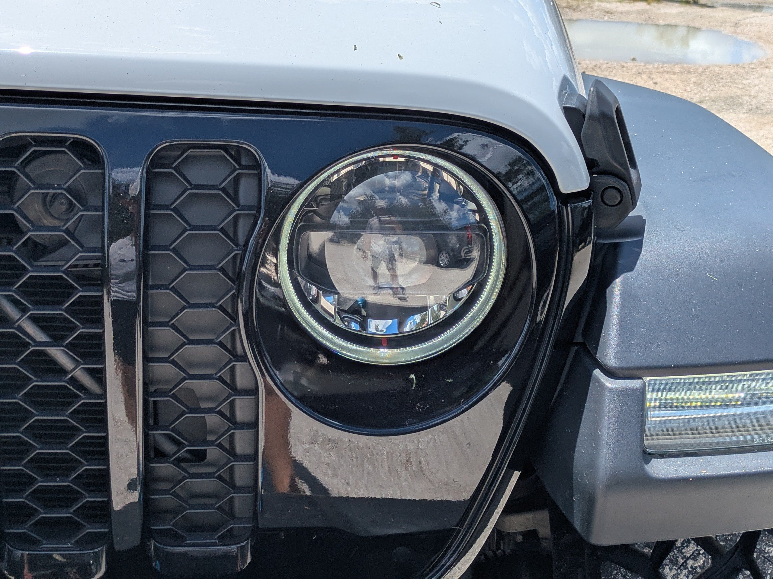 Used 2023 Jeep Wrangler Unlimited AWD/4WD image 9