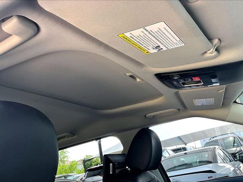 Used 2024 Kia Carnival SX Prestige FWD image 14