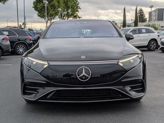 Used 2023 Mercedes-Benz EQS 580 4MATIC Sedan video 2