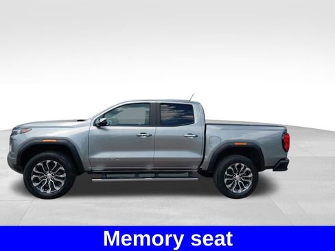 Used 2023 GMC Canyon Denali AWD/4WD image 18