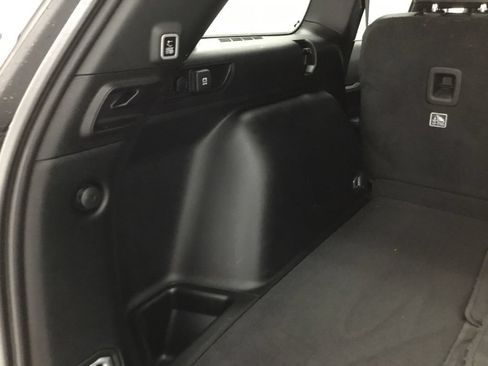 Used 2024 Jeep Grand Cherokee Limited AWD/4WD image 16
