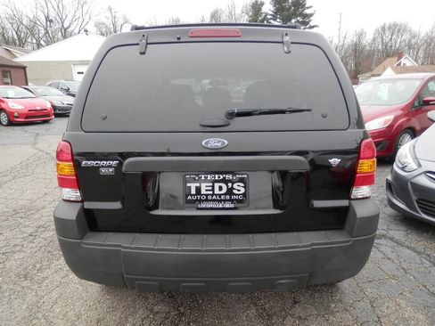 Used 2007 Ford Escape XLT image 7