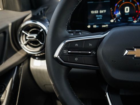 New 2026 Chevrolet Equinox LT AWD/4WD image 19