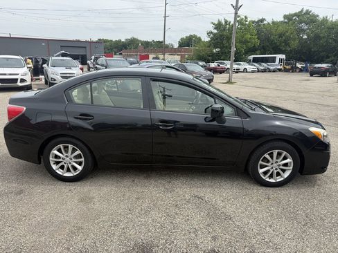 Used 2013 Subaru Impreza 2.0i Premium w/ All-Weather Pkg AWD/4WD image 6