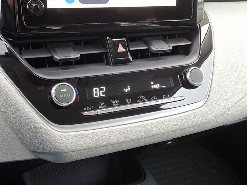 Certified 2024 Toyota Corolla LE w/ LE Convenience Package image 17