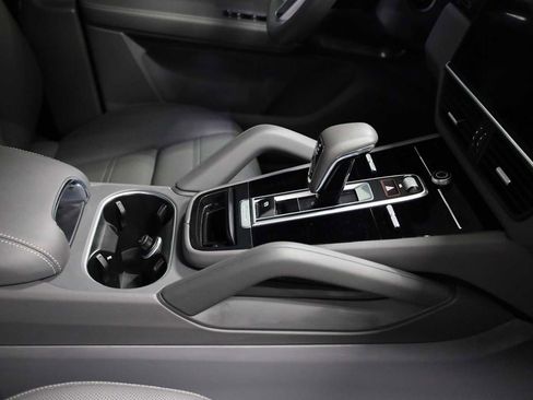 Certified 2023 Porsche Cayenne GTS image 21
