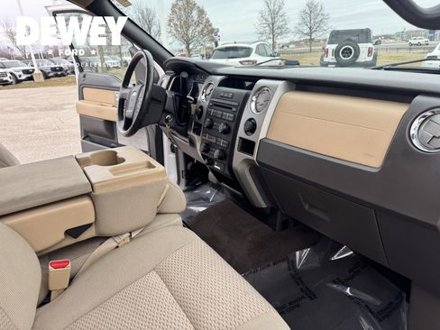 Used 2011 Ford F150 XLT w/ XLT Convenience Pkg image 30