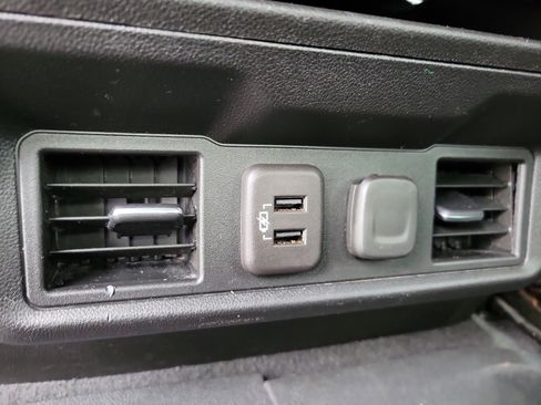 Used 2020 Chevrolet Silverado 1500 LT Trail Boss w/ Convenience Package image 17