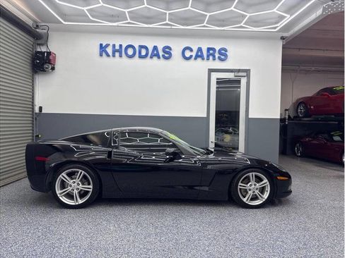 Used 2008 Chevrolet Corvette Coupe w/ Preferred Equipment Group RWD image 6