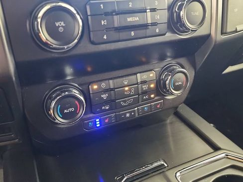 Used 2020 Ford F150 Lariat AWD/4WD image 17