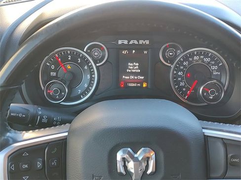 Used 2019 RAM 1500 Big Horn image 15